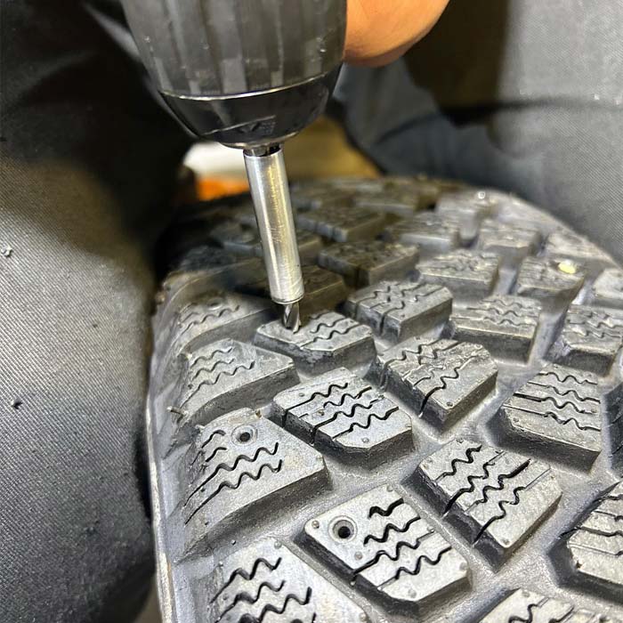 Tout savoir sur les pneus cloutés, usage et règlementations